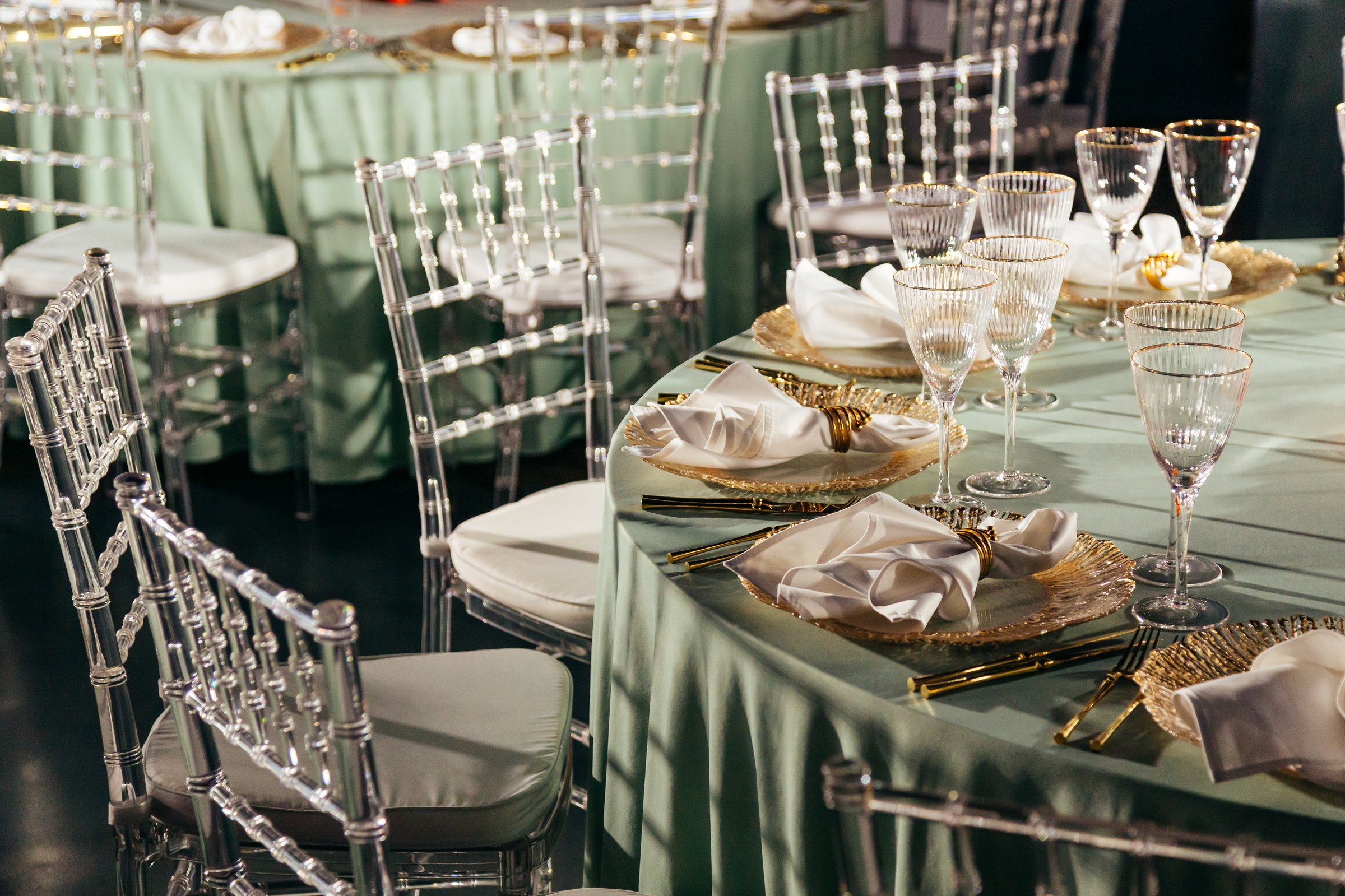 Luxury event space with Chiavari chairs and tables