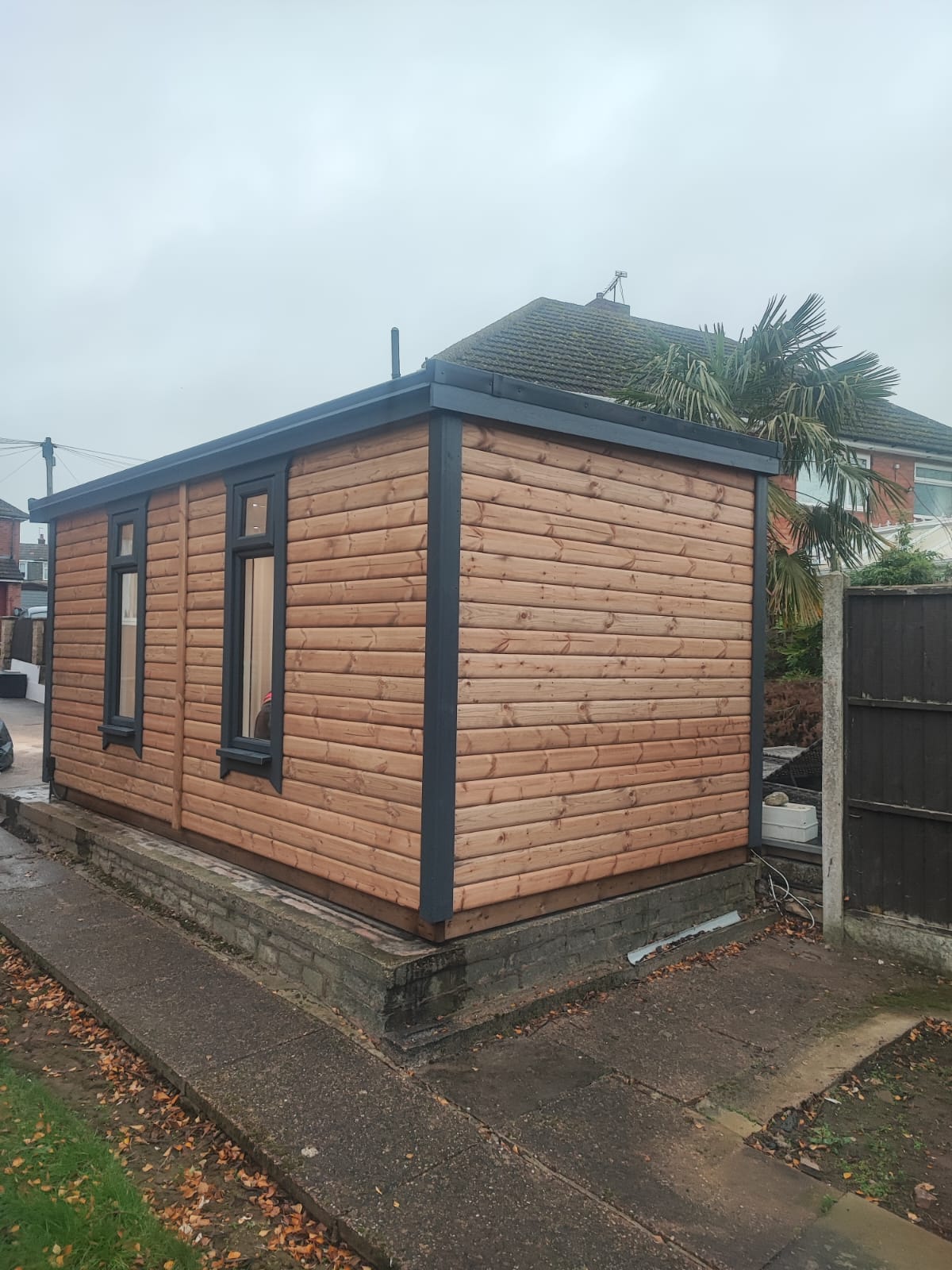 Insulated garden room