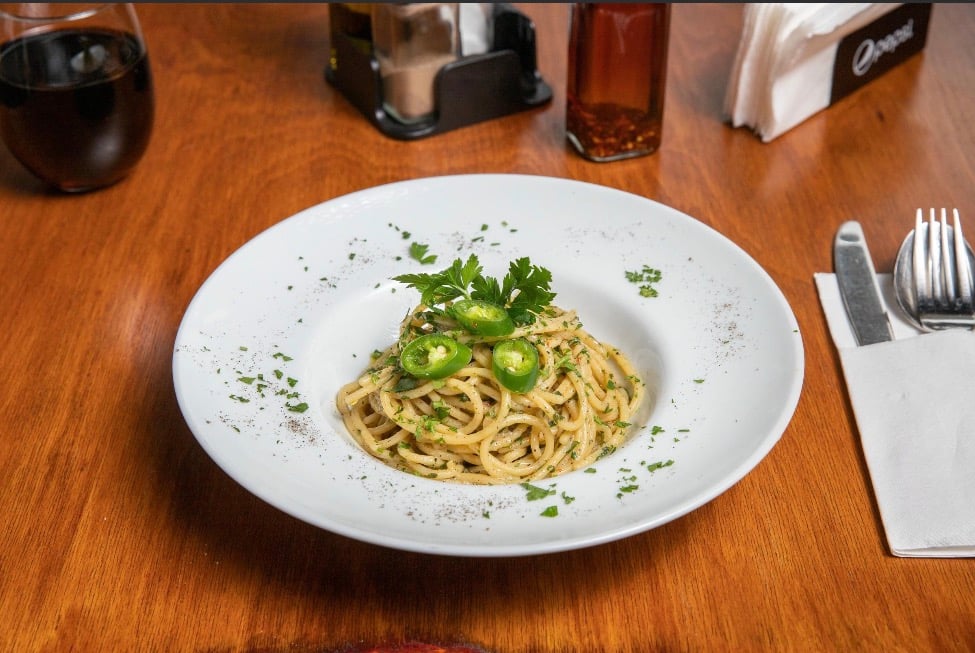 Spaghetti Aglio, Olio E Pepperoncino