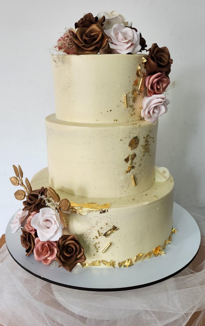 Pastel con flores de fondant Pastelería Cinco20