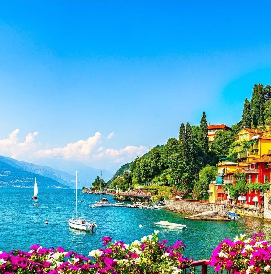 Lake Como painting