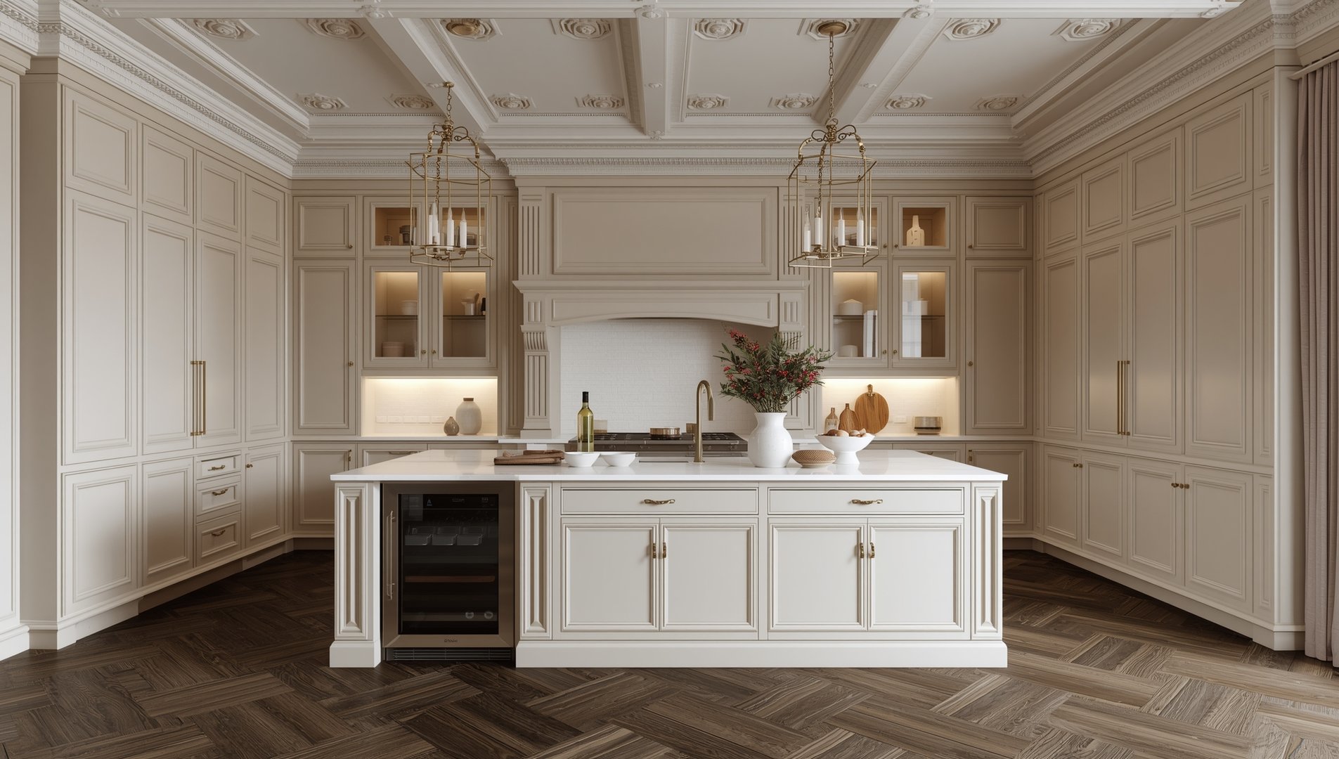 Nyklassisk kjøkken med panelerte skap og marmor benkeplate