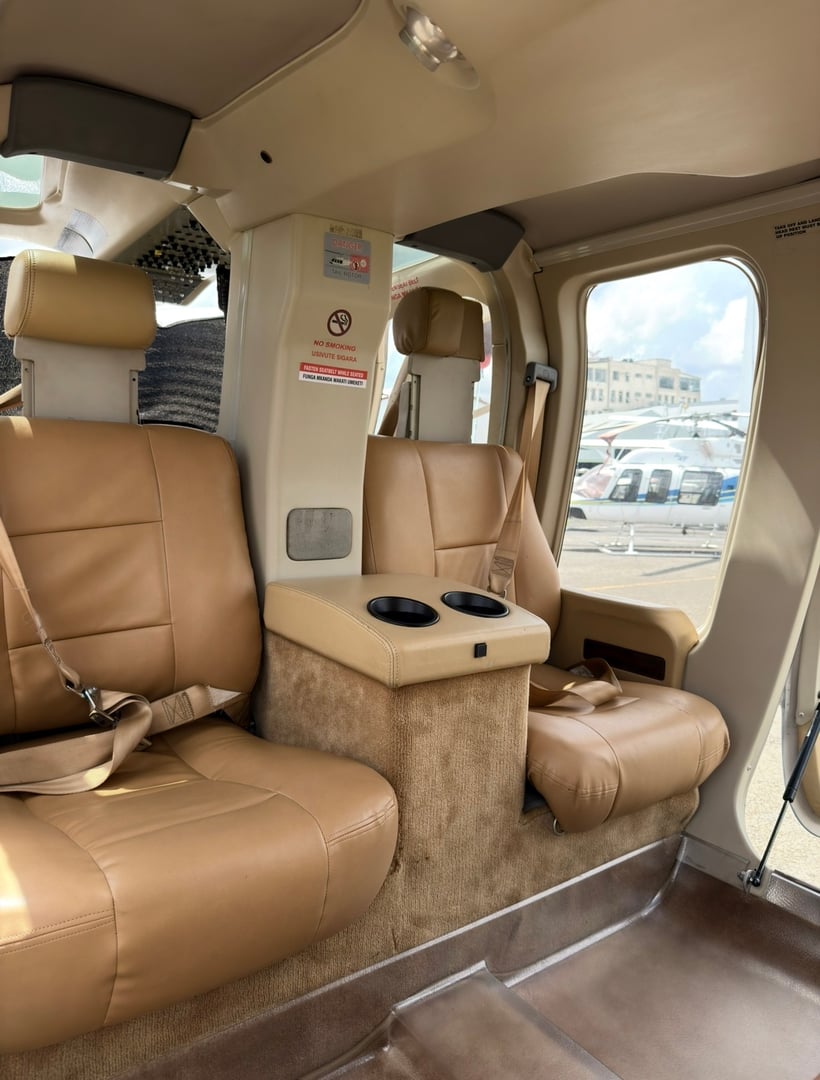 Bell 407 - Cockpit interior