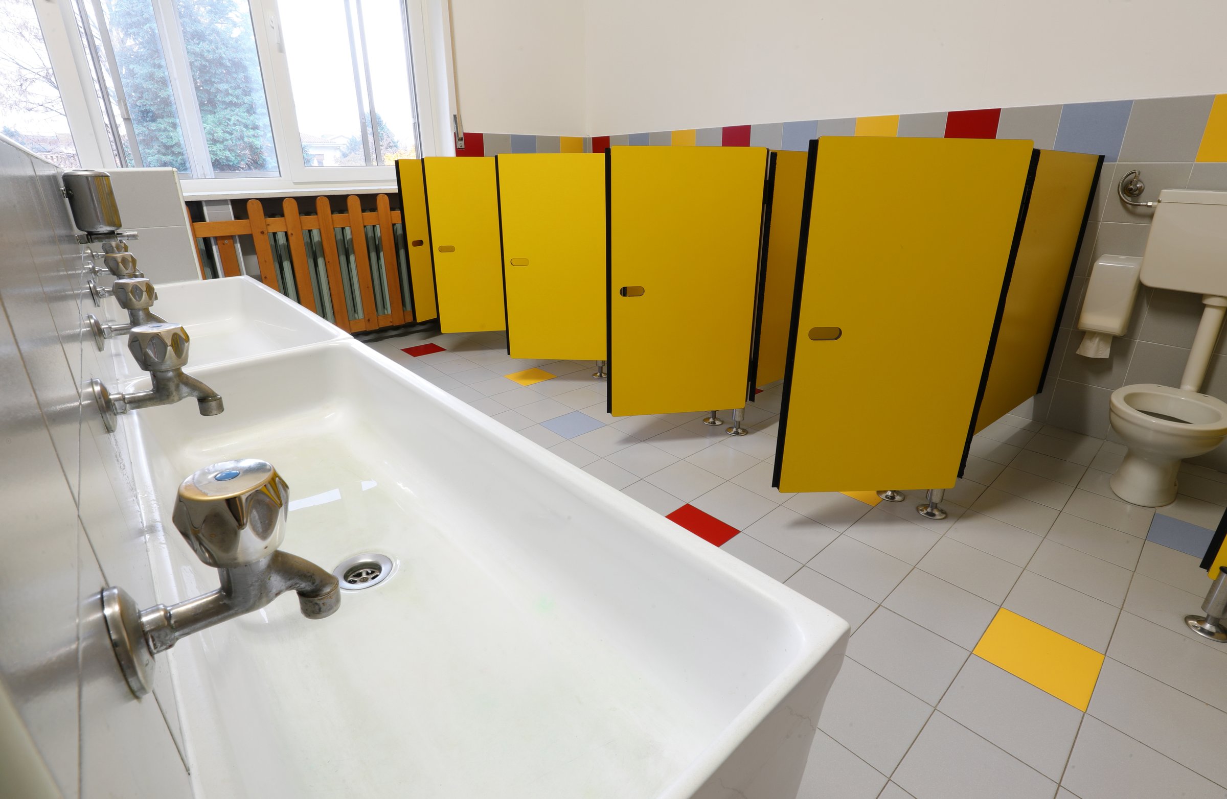 Brisbane School toilet & washroom hygiene service provider