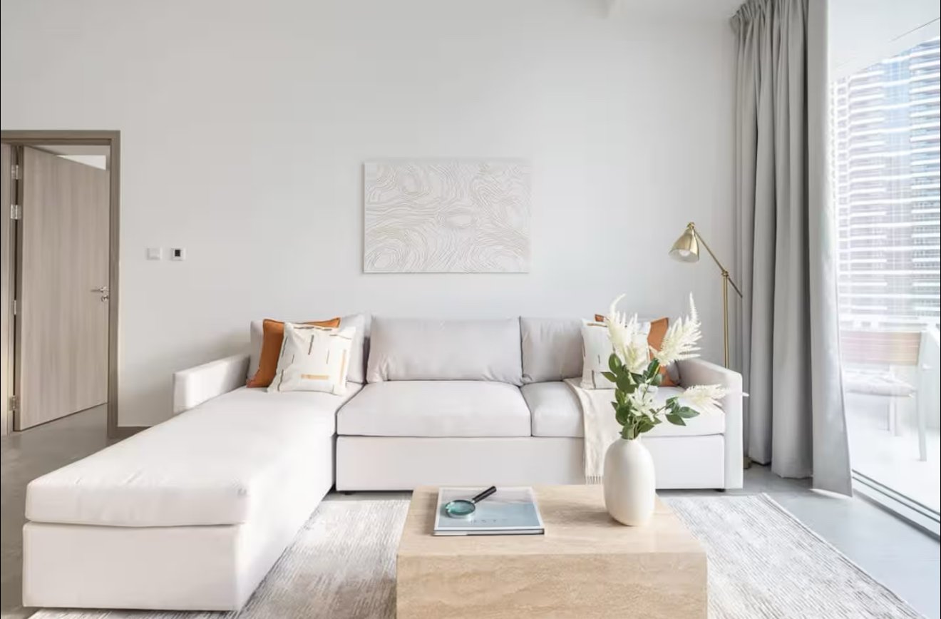 Mimi's Apartments dining area