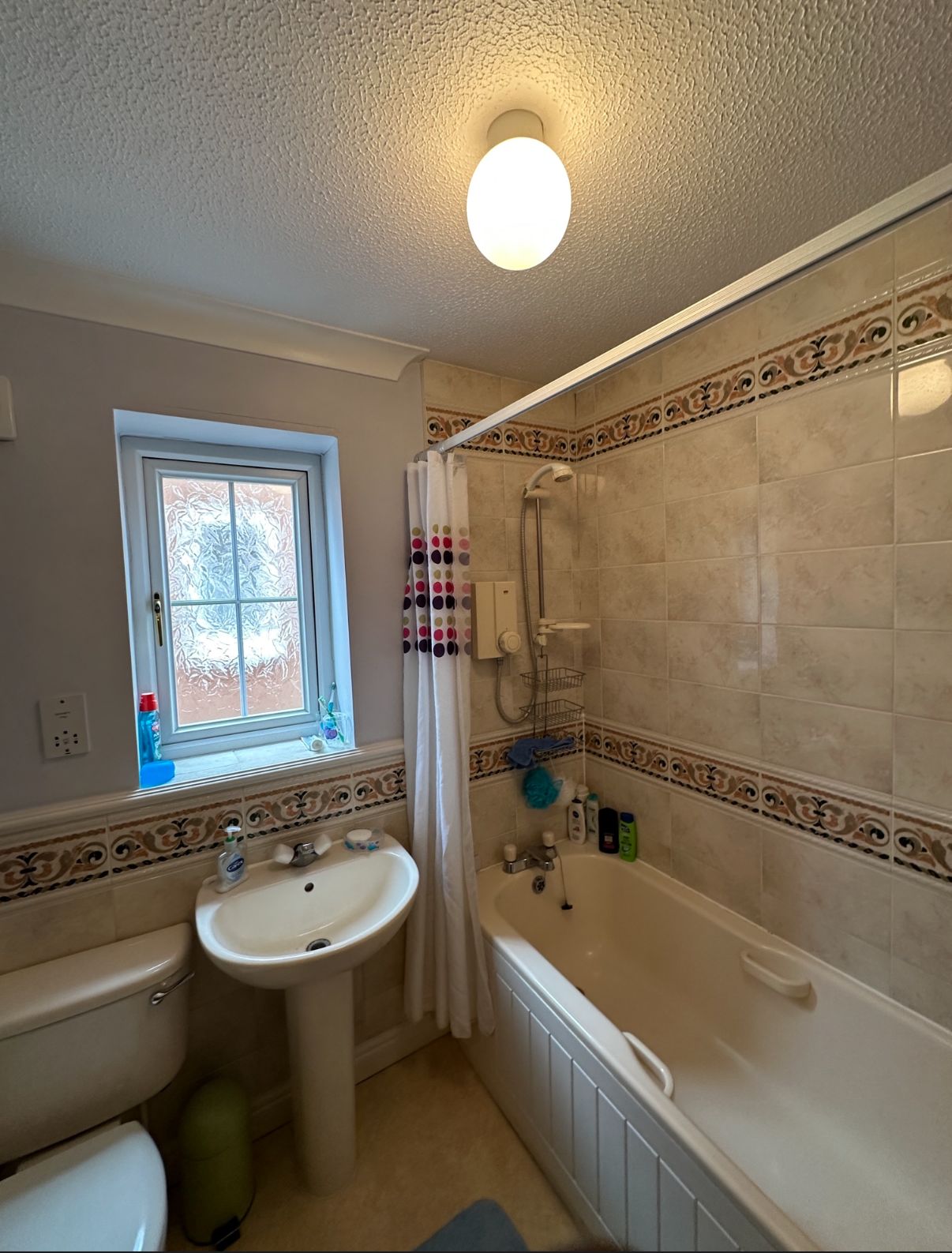 Bathroom before renovation by Yorkshire Green Heating