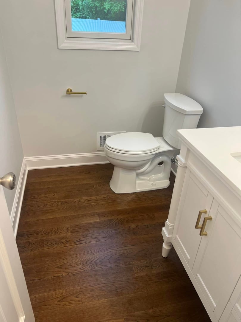 Expert bathroom remodeling with attention to detail in Toledo area