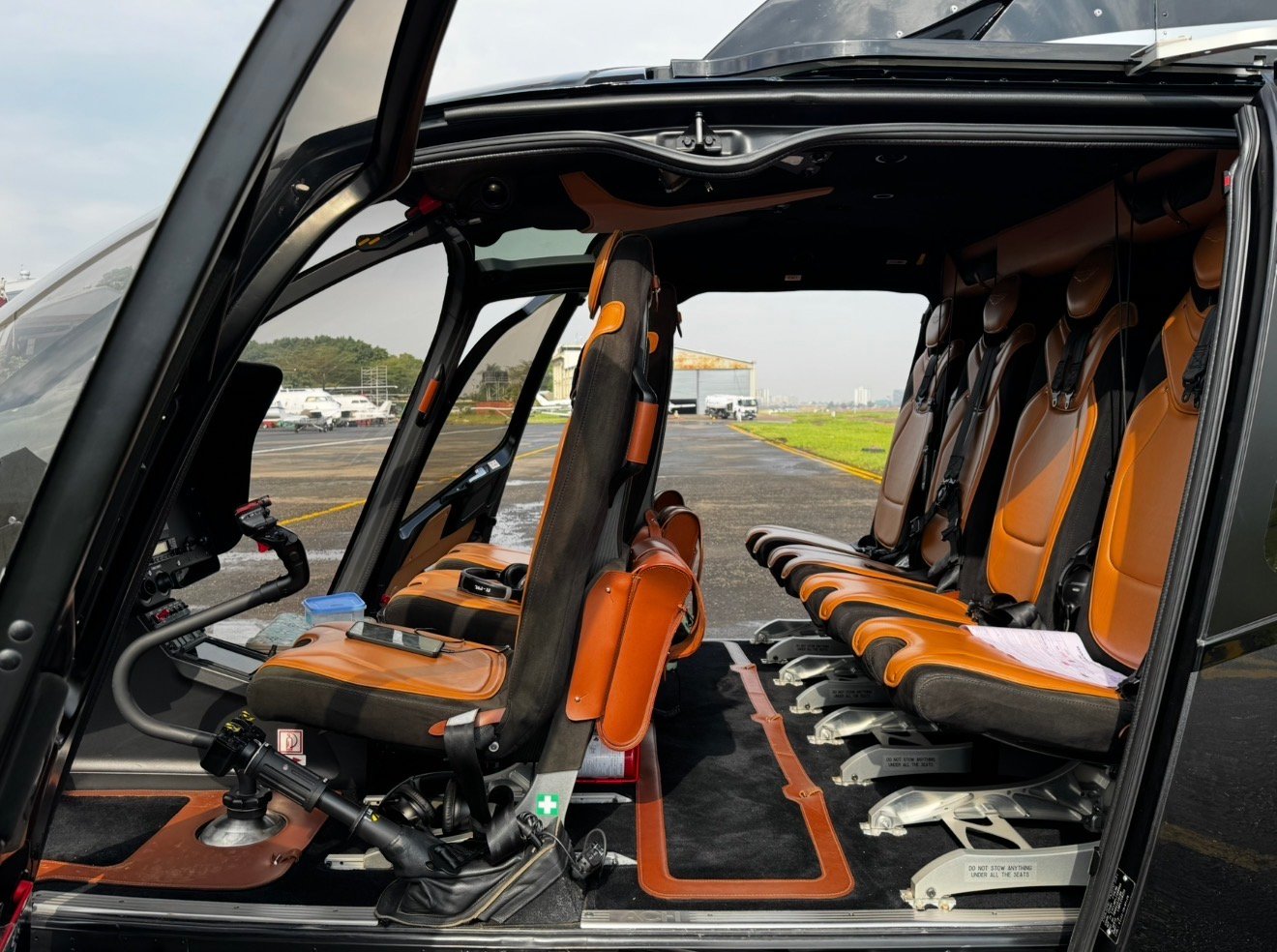 EC130 T2 - Side profile view