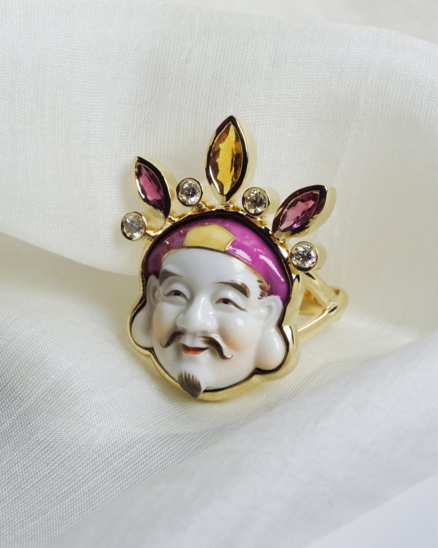 Anel Riqueza - Daikokuten - Prata ouro 18k diamantes safiras