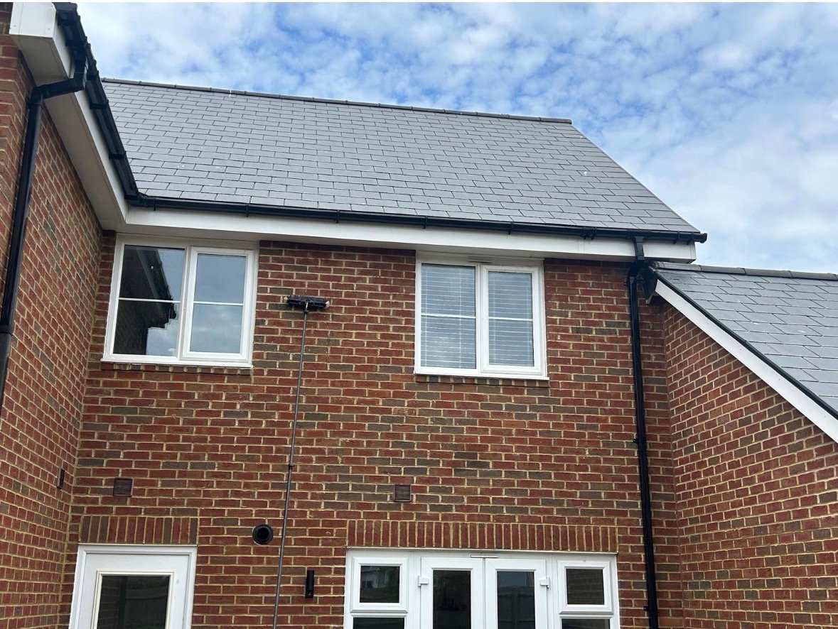 Before and after fascia and soffit cleaning