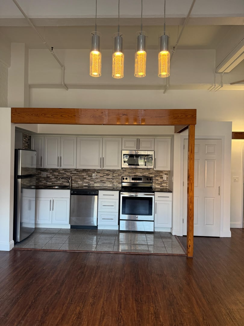 15 Park St #201 - Interior View