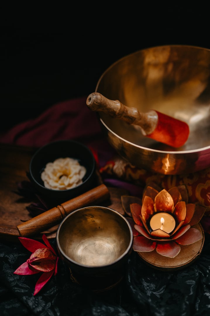 Small and Big Snging Bowl for Sound Healing in Heiligenhafen, Schleswig-Holstein, Germany