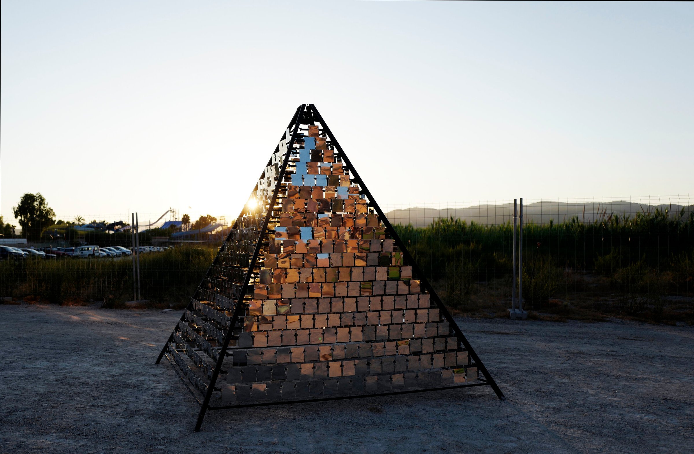 Paolo Montiel-Coppa - Proyecto Burning Man
