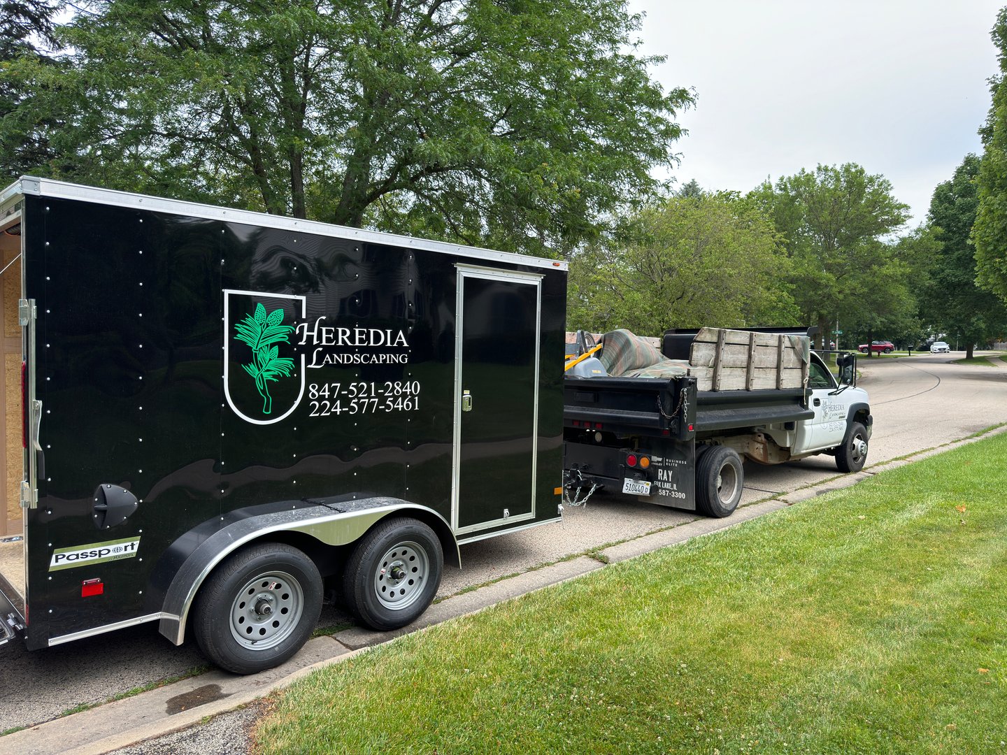 Heredia Landscaping background