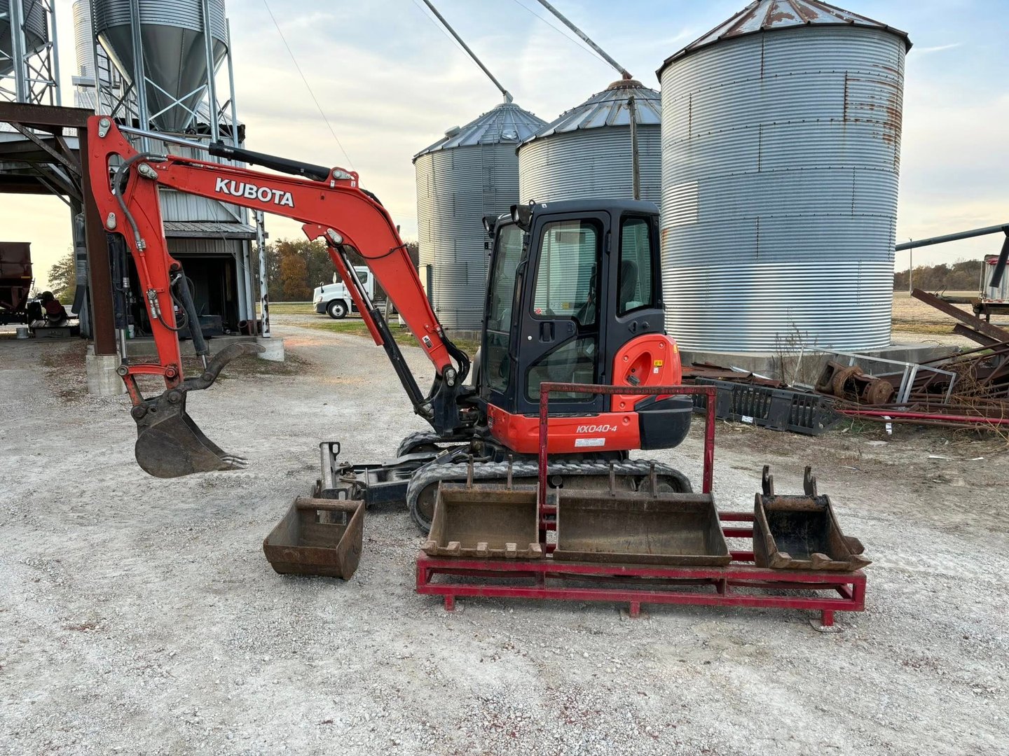 Concrete removal equipment