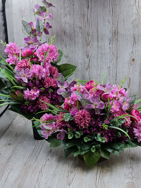 Kompozycja nagrobna 16