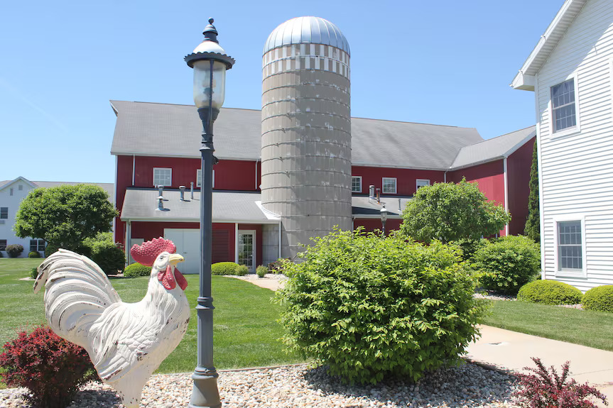 Farmstead Hotel & Conference Center in Shipshewana, Indiana