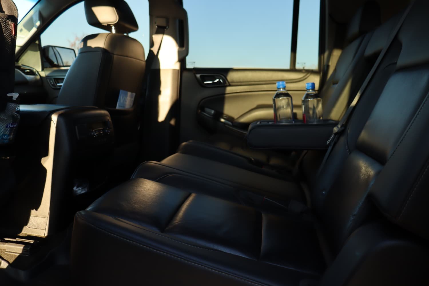 Chevrolet Suburban - Image 4