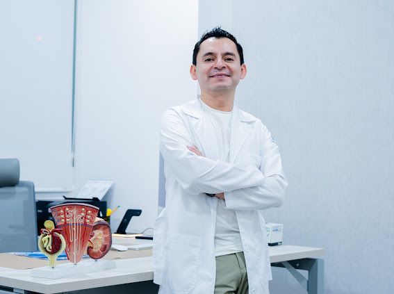 Dr. Marcos García Nava - Medicina Interna