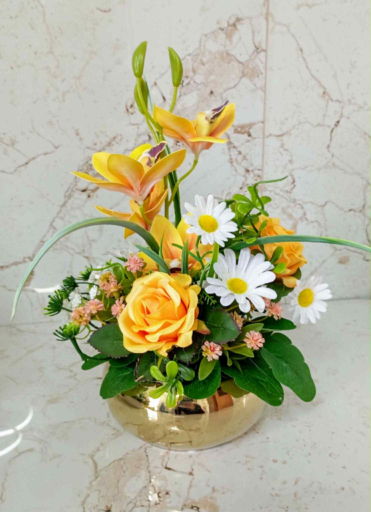 Wielkanocna kompozycja kwiatowa