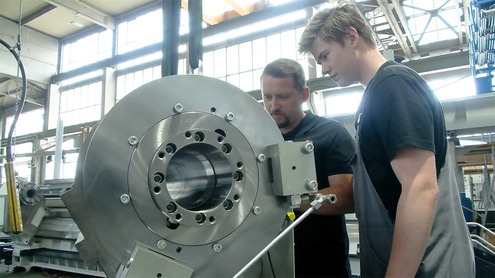 Feed Posts & Carousels Production