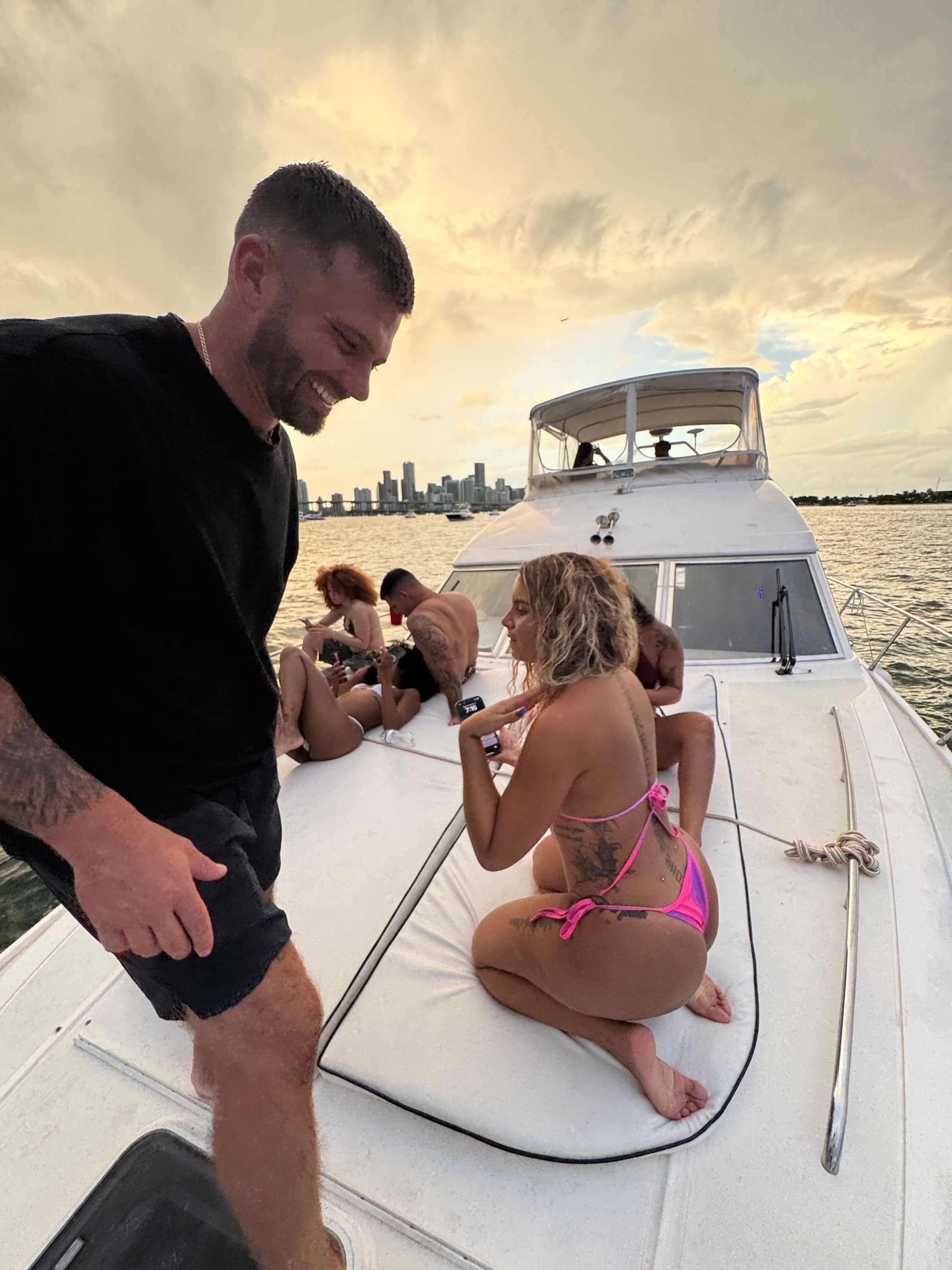 ACV Yacht Charter Experience