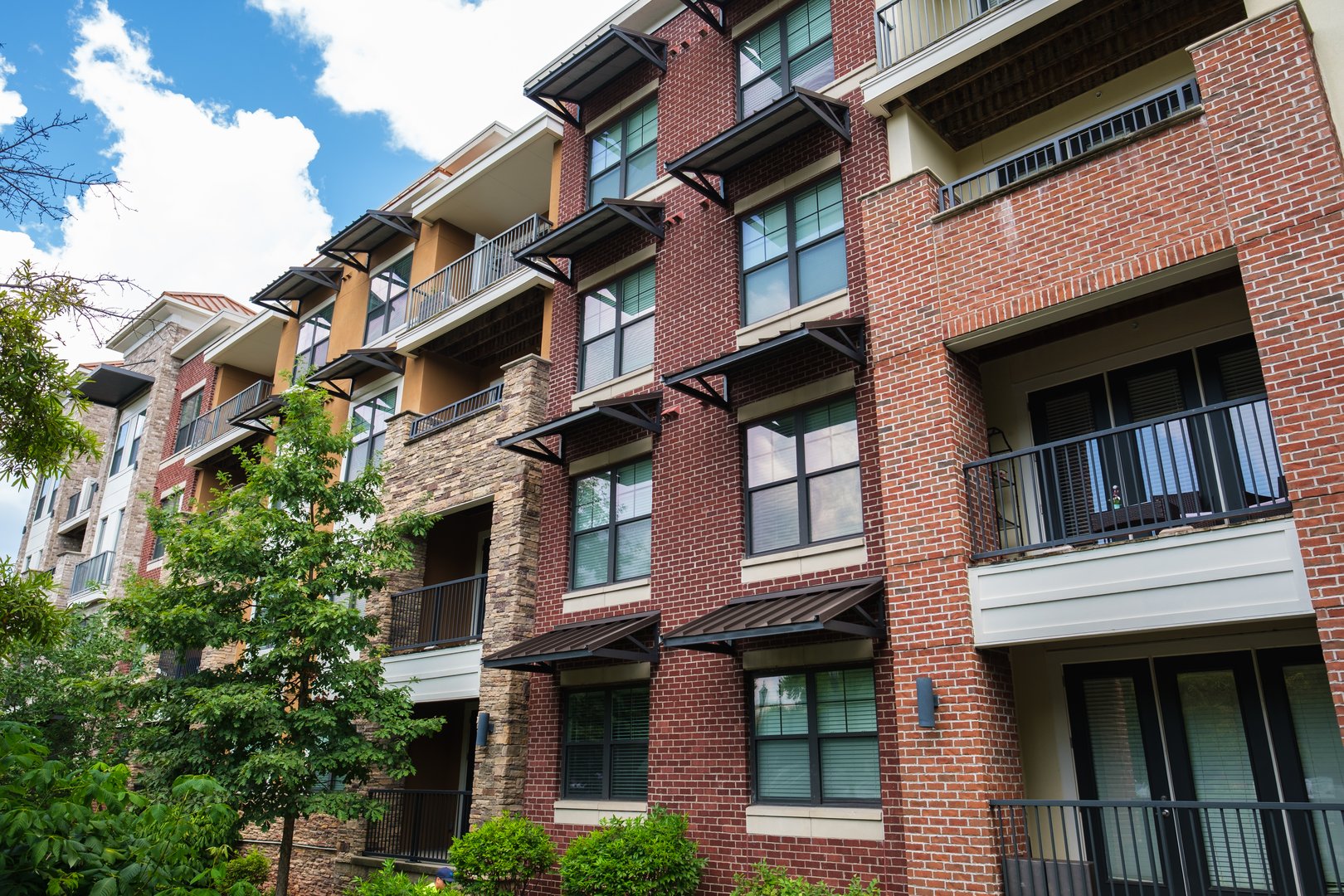 Typical brick facade apartment building complex in Brentwood, Tennessee