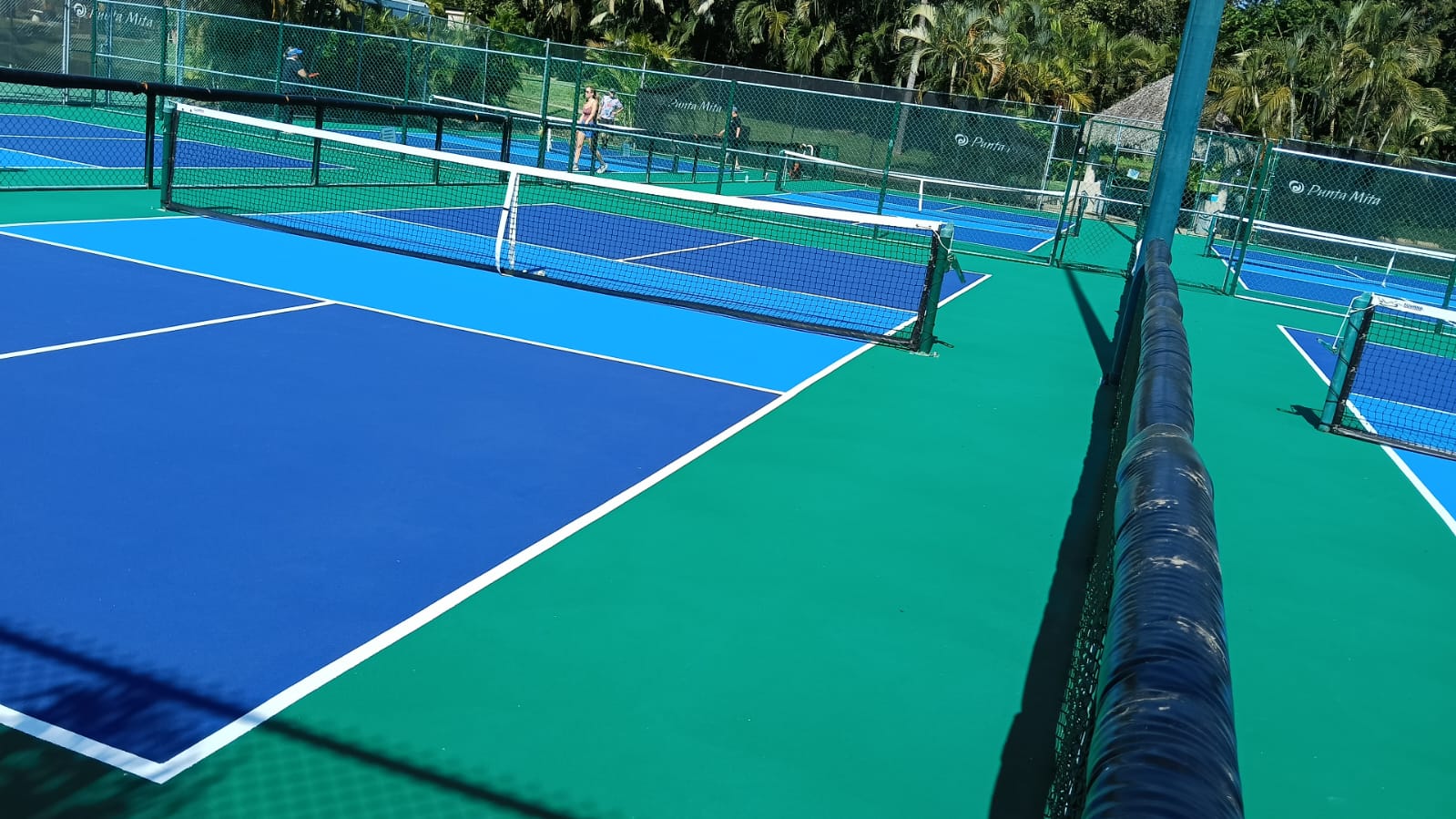 Raquet Club Punta Mita - Canchas de Raquet Vista 3