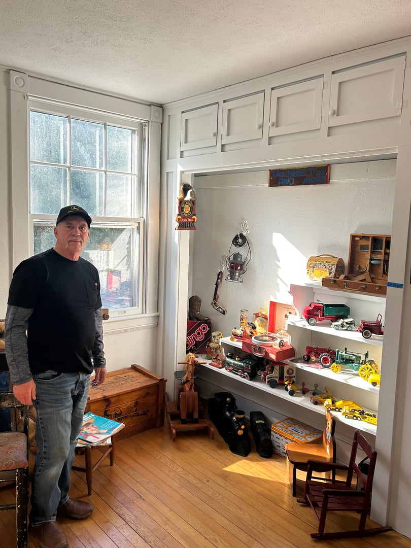 Vintage Toys & More - Nostalgic collection