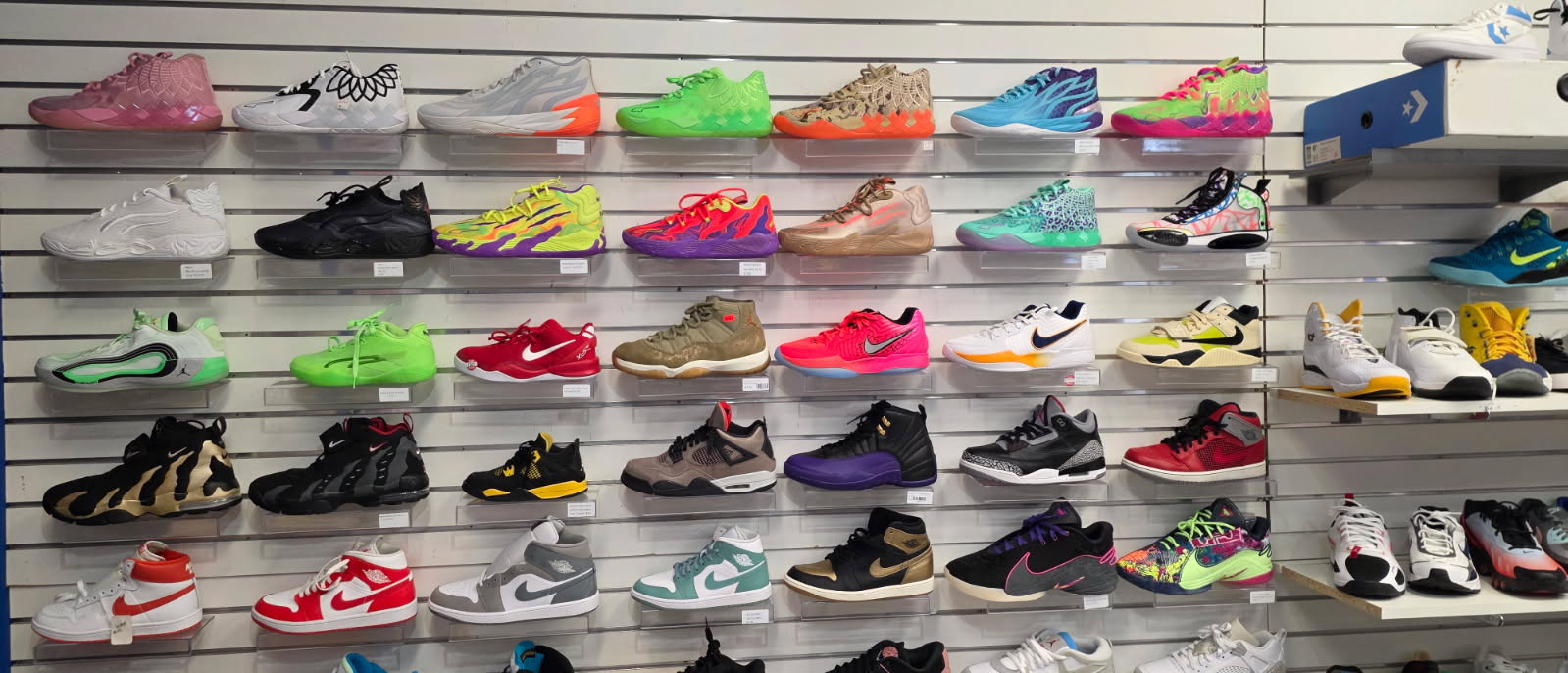 Nike Sneakers at LACES 4 LESS