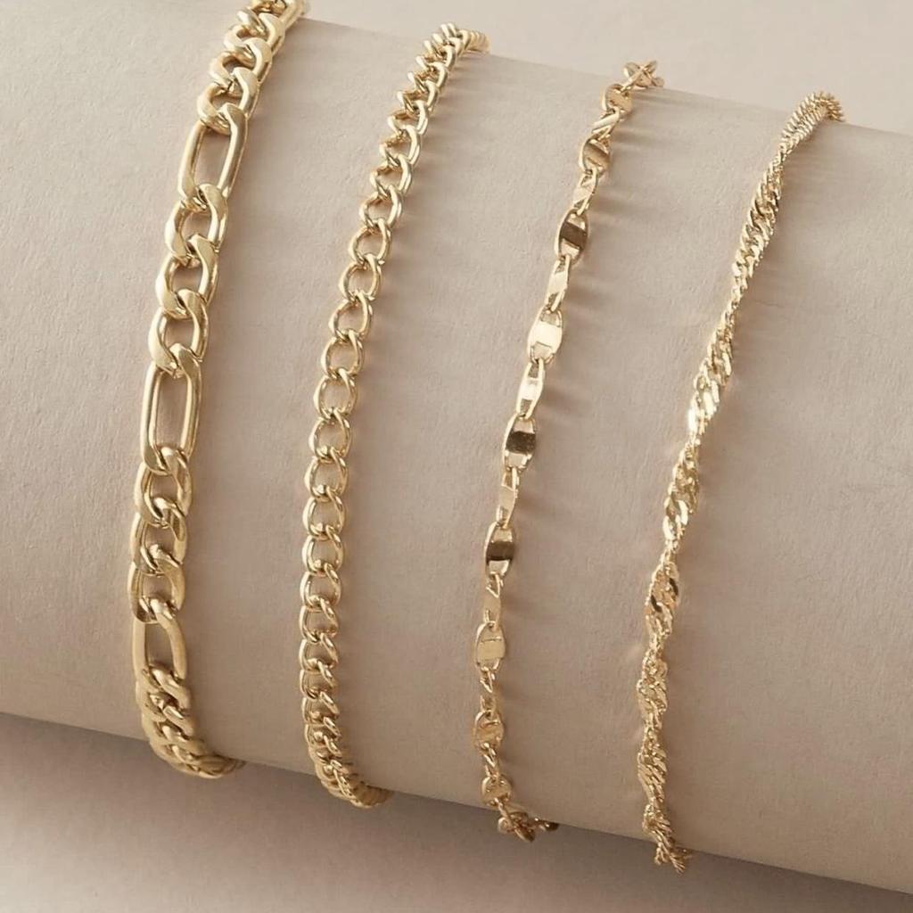 Elegant Gold Women's Bracelet