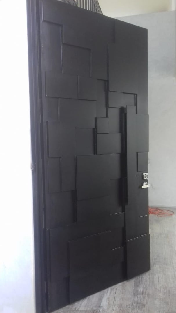 Puerta residencial LAGarte