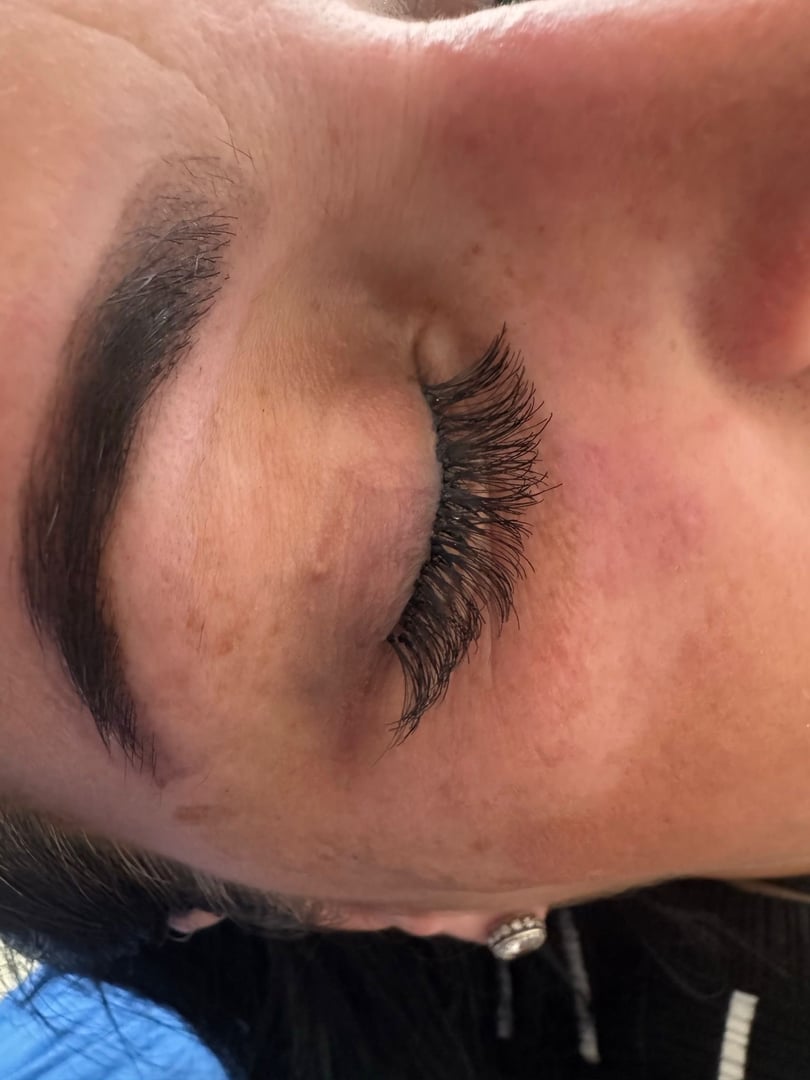 Perfect Brow Lounge - Beautiful eyebrow transformation