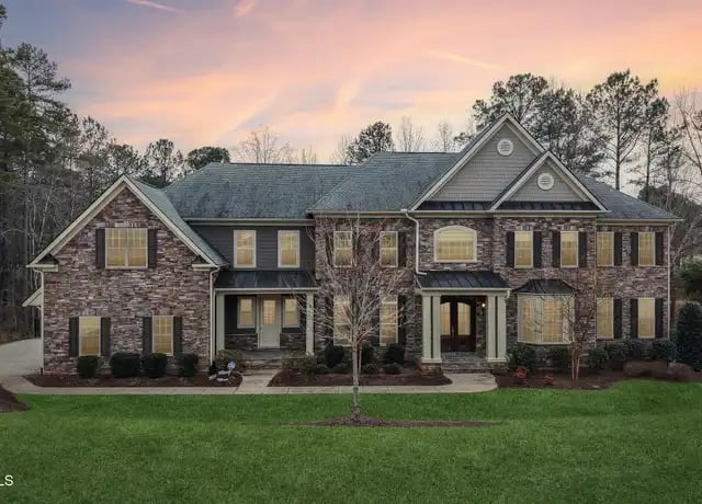 Hasentree property pressure washing results