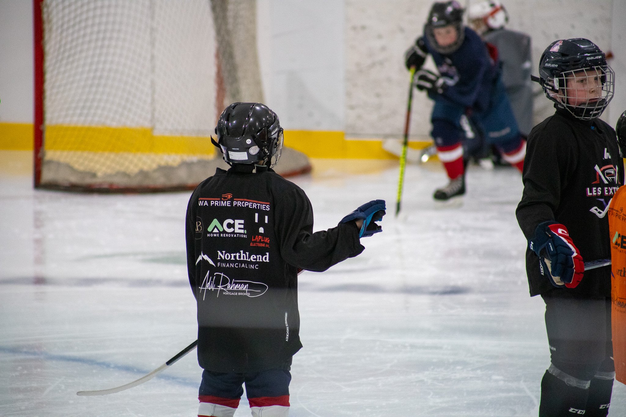 Youth hockey players in Ottawa