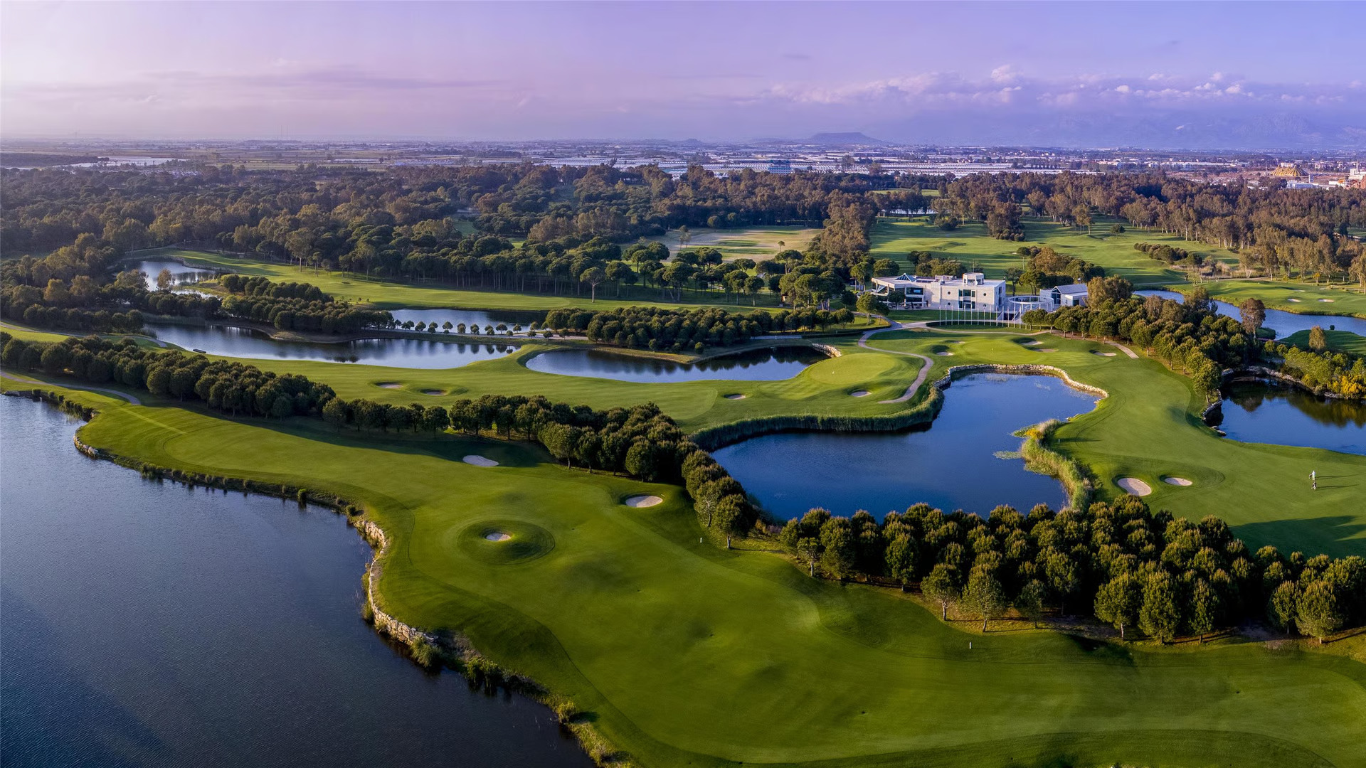 Kempinski Hotel Architecture