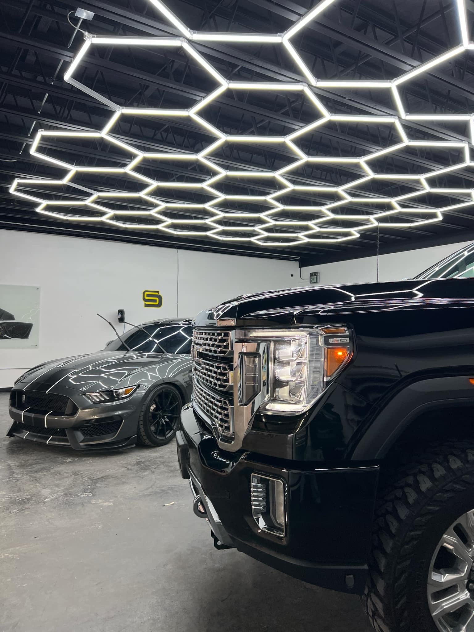 Window tinting service