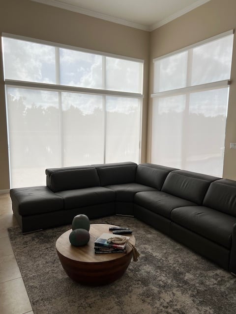 Screen solar en patio exterior