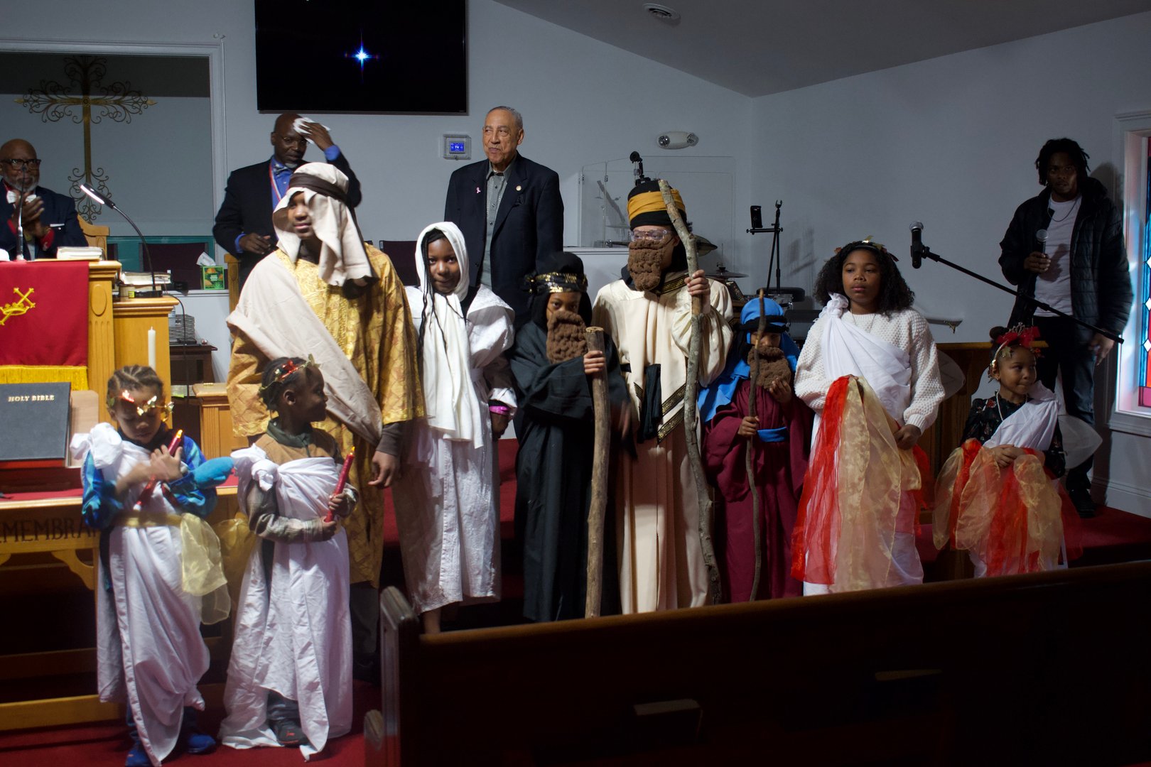 Sardis Missionary Baptist Church worship service