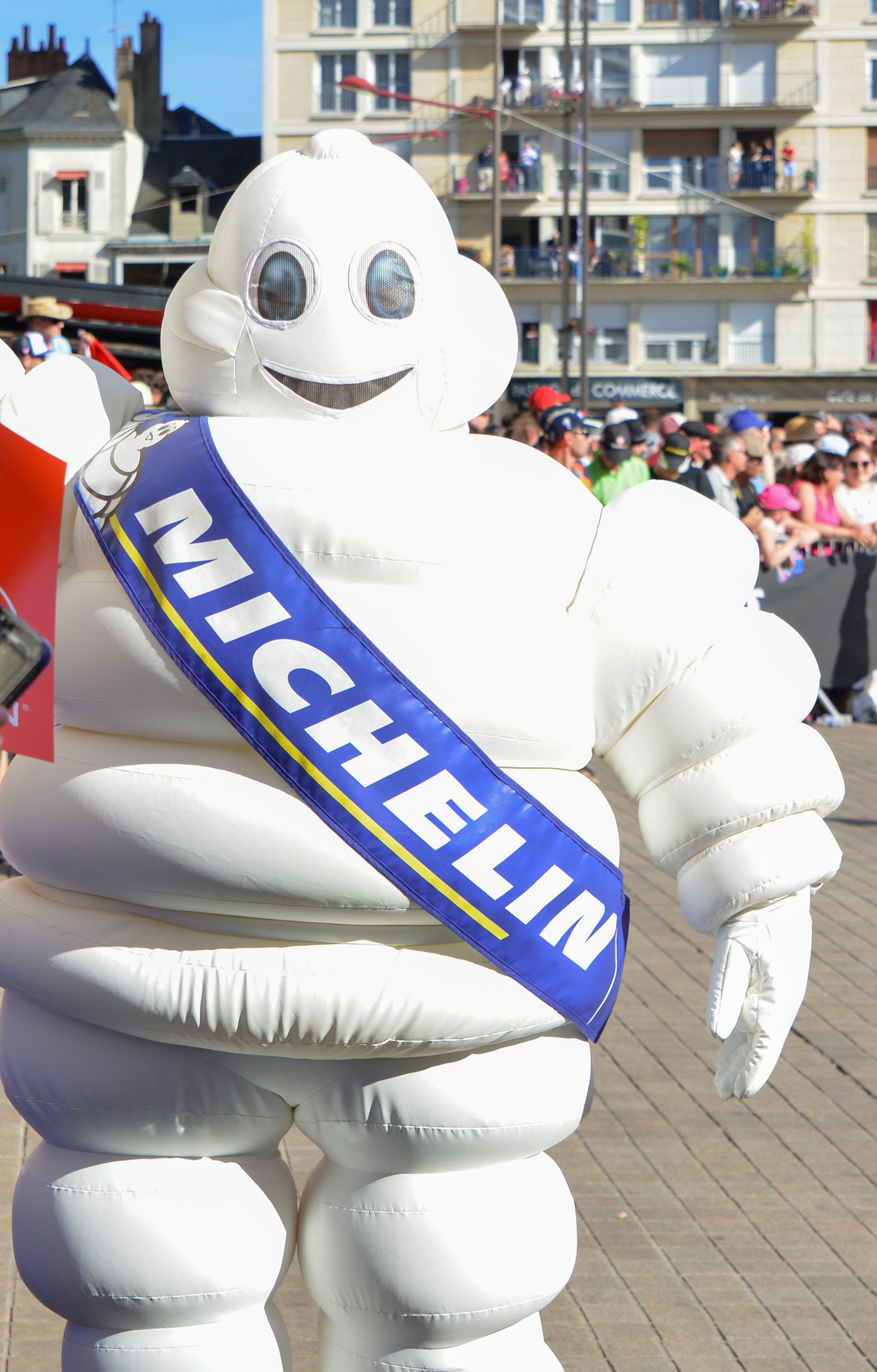 Michelin tire sign
