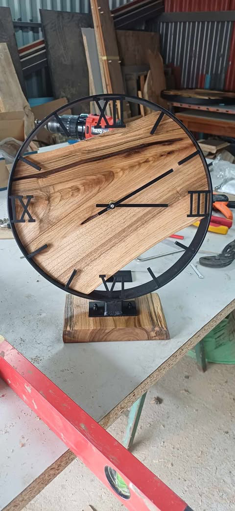 Mały zegar stojący 7