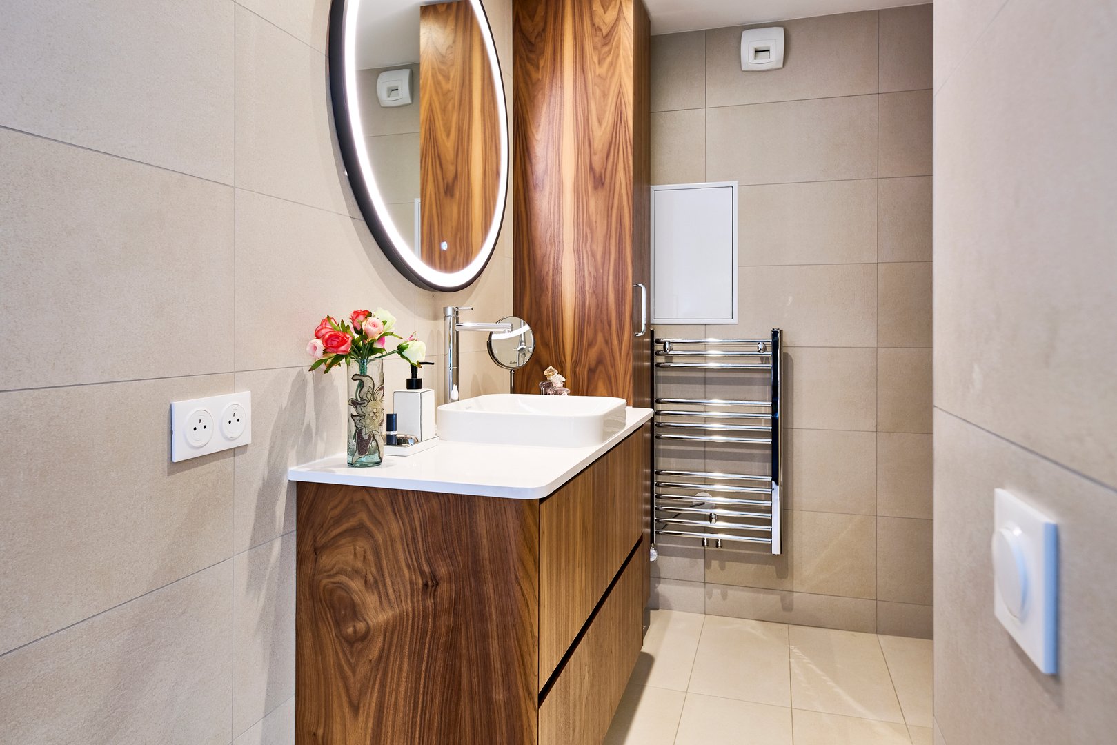 Rénovation intérieure moderne - Projet Montmorency - JRM MULTISERVICES