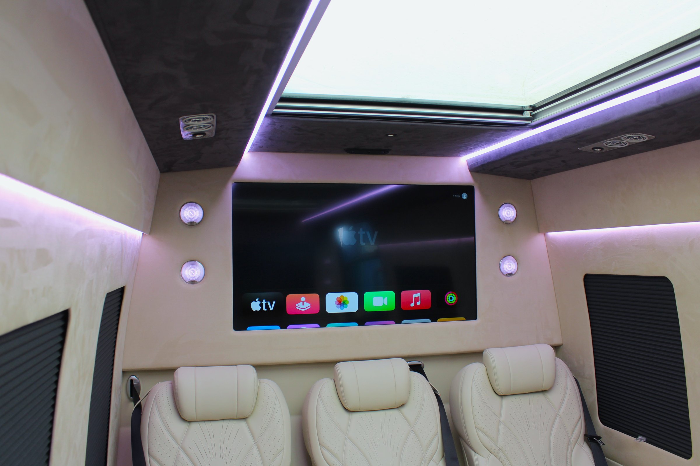 Monaco Luxury gallery image