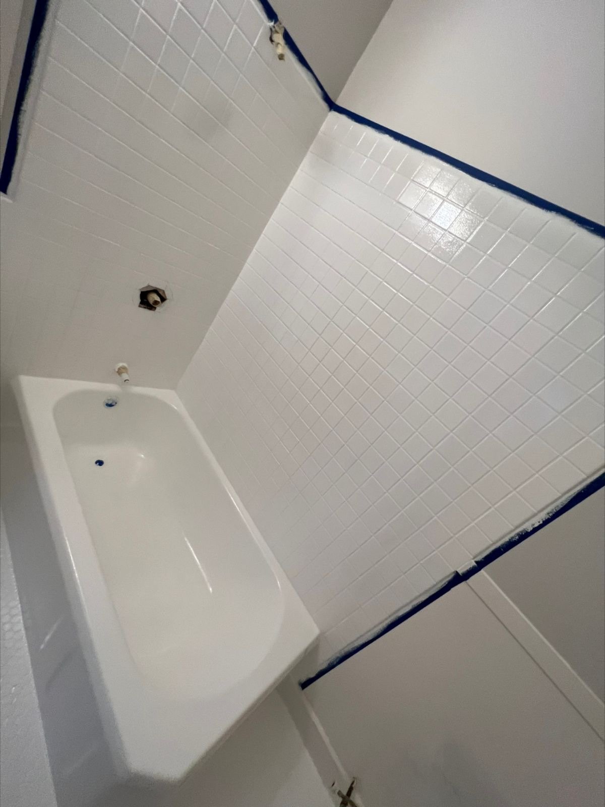 Professional bathtub restoration