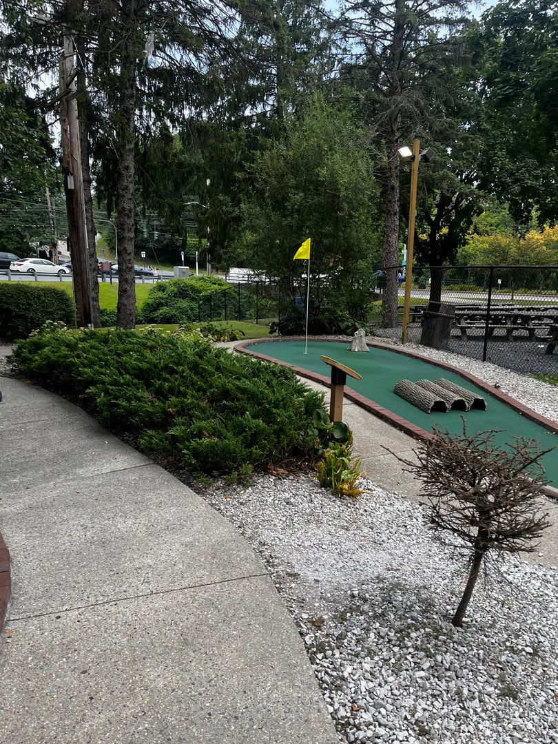 Saxon Woods Mini Golf Course