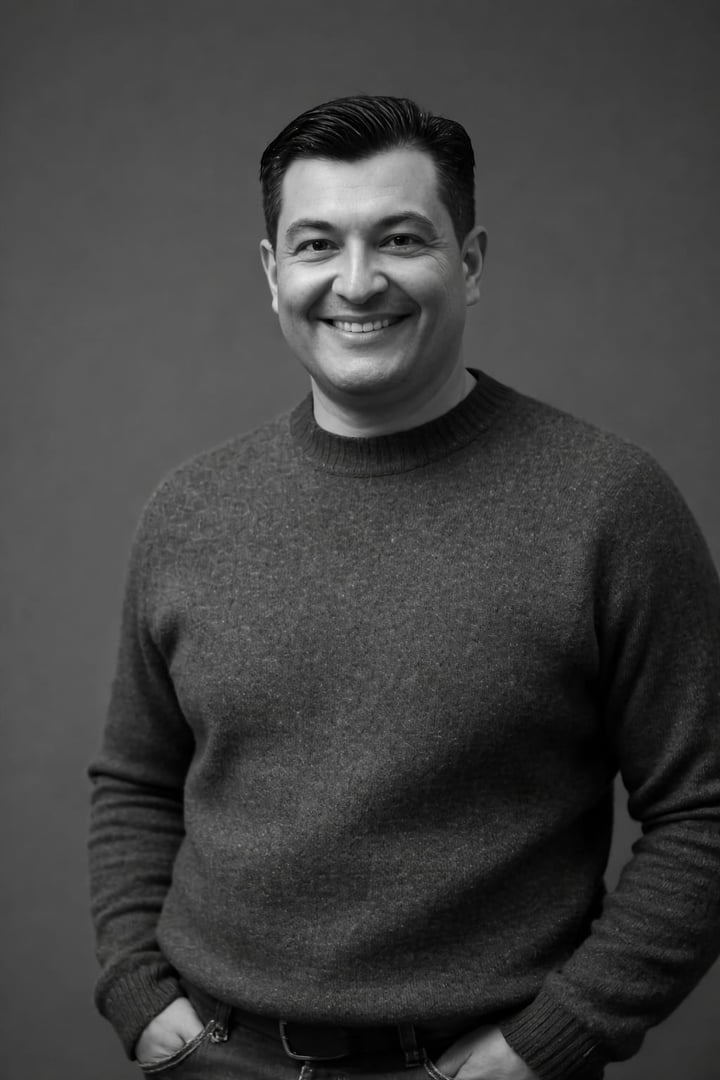 Hugo Ocampo Soto - Director General