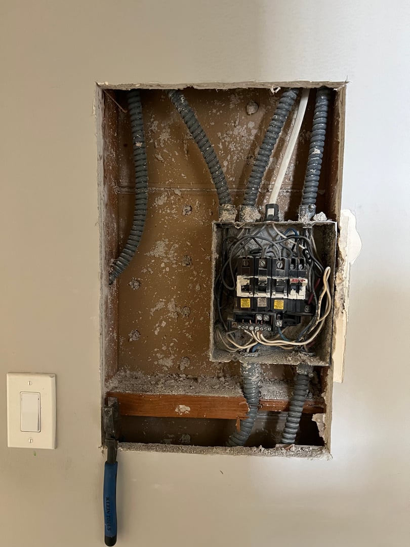 Sub panels replacements - Image 1