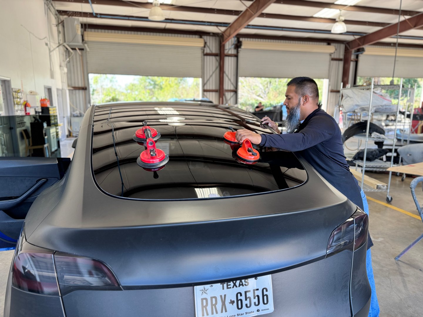 Vehicle windshield installation