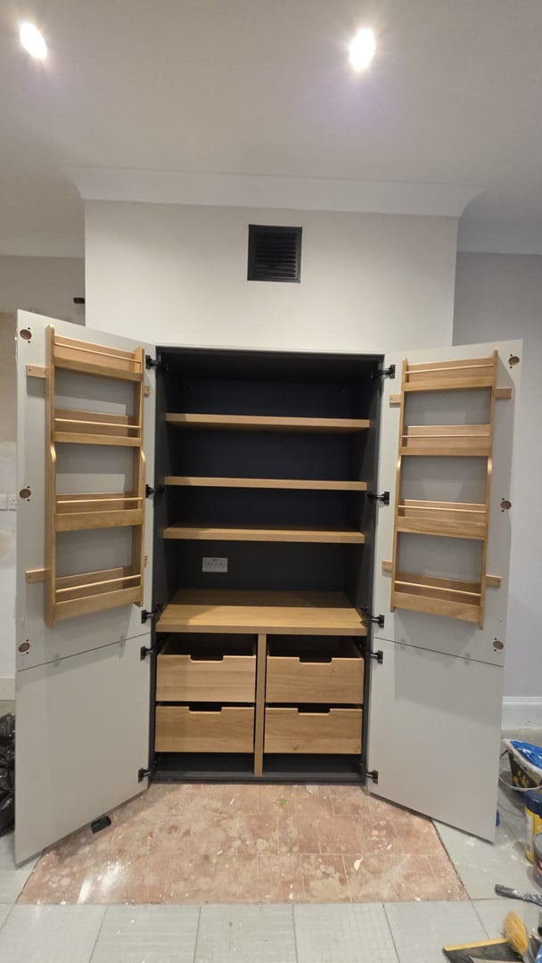 Kitchen after - open pantry