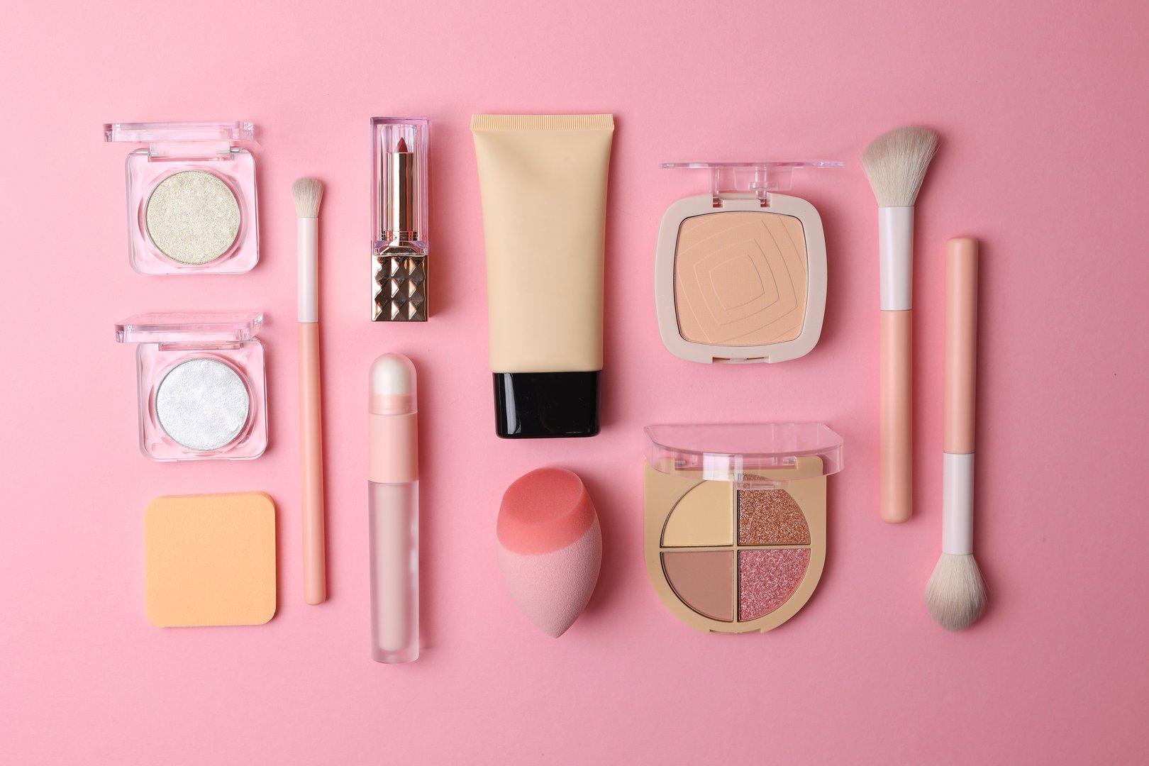 Trendy makeup products